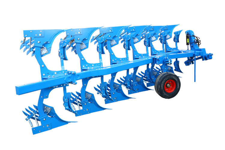 Traktor drive hidrolik memutar bajak alur